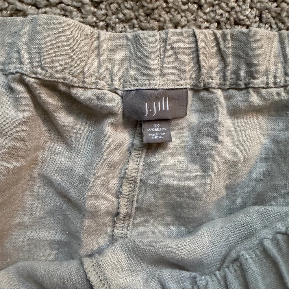 J. Jill 100% Linen Pull-On Shorts Beige/Cream Size 1X - Picture 2 of 6